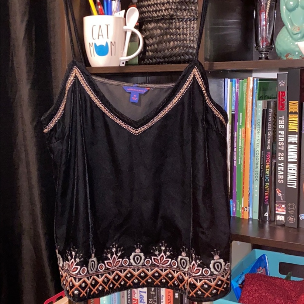 patterned tank size medium